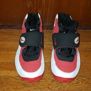 NIKE AIR MISSION-Red/Black & White